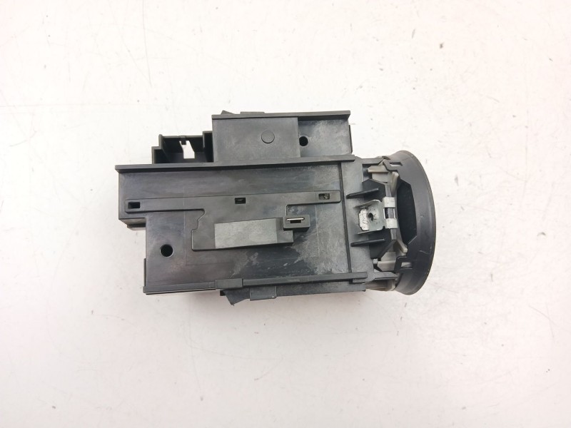 Recambio de cerradura maletero porton para volkswagen passat b6 (3c2) 2.0 fsi referencia OEM IAM 4F5827505D  4E5827505D