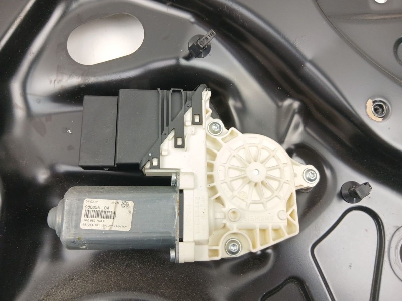 Recambio de elevalunas trasero derecho para volkswagen passat b6 (3c2) 2.0 fsi referencia OEM IAM 1K0959704F  