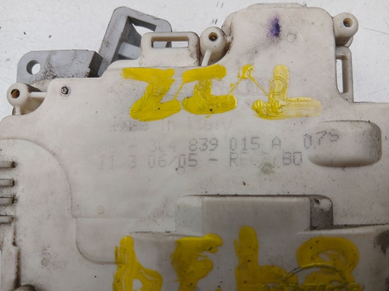 Recambio de cerradura puerta trasera izquierda para volkswagen passat b6 (3c2) 2.0 fsi referencia OEM IAM 3C4839015A  