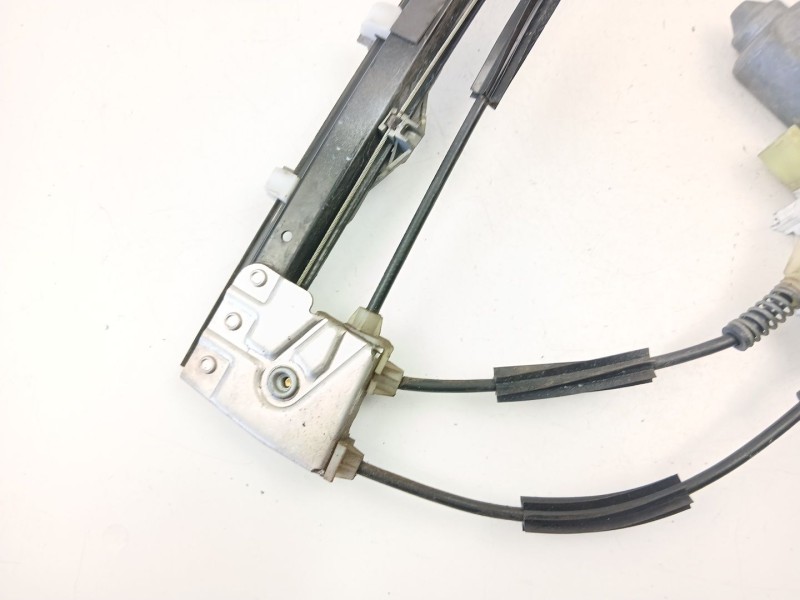 Recambio de elevalunas trasero derecho para bmw 5 (e39) 525 tds referencia OEM IAM 51358159836  