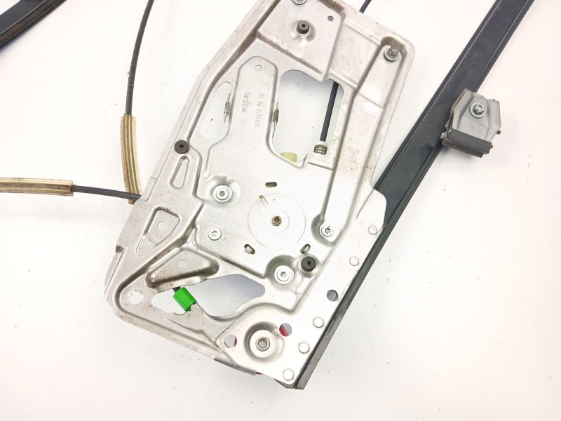 Recambio de elevalunas delantero derecho para bmw 5 (e39) 525 tds referencia OEM IAM 51338159832  