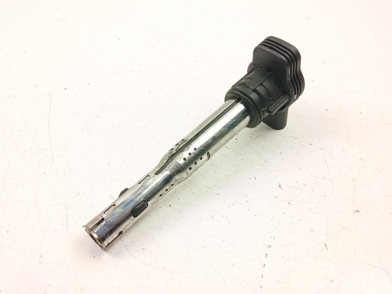 Recambio de bobina para volkswagen passat b6 (3c2) 2.0 fsi referencia OEM IAM 07K905715F  