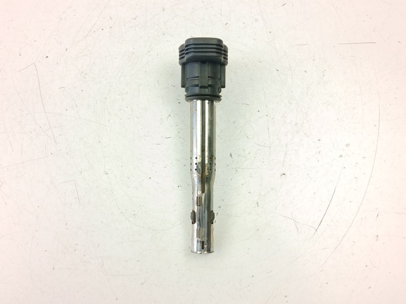 Recambio de bobina para volkswagen passat b6 (3c2) 2.0 fsi referencia OEM IAM 07K905715F  
