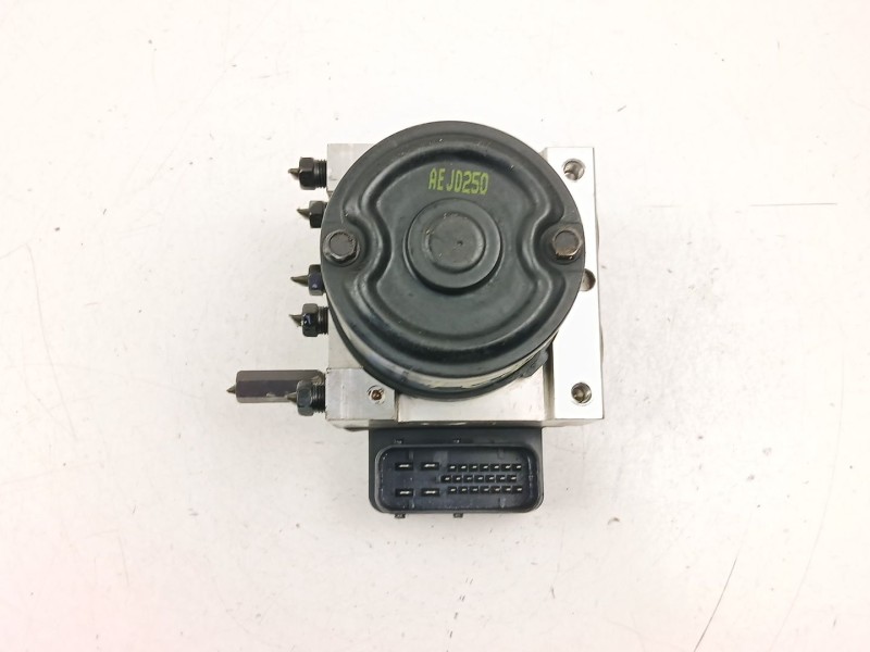 Recambio de abs para kia carnival ii (gq) 2.9 crdi referencia OEM IAM 2K56T437A0 BH60104700 