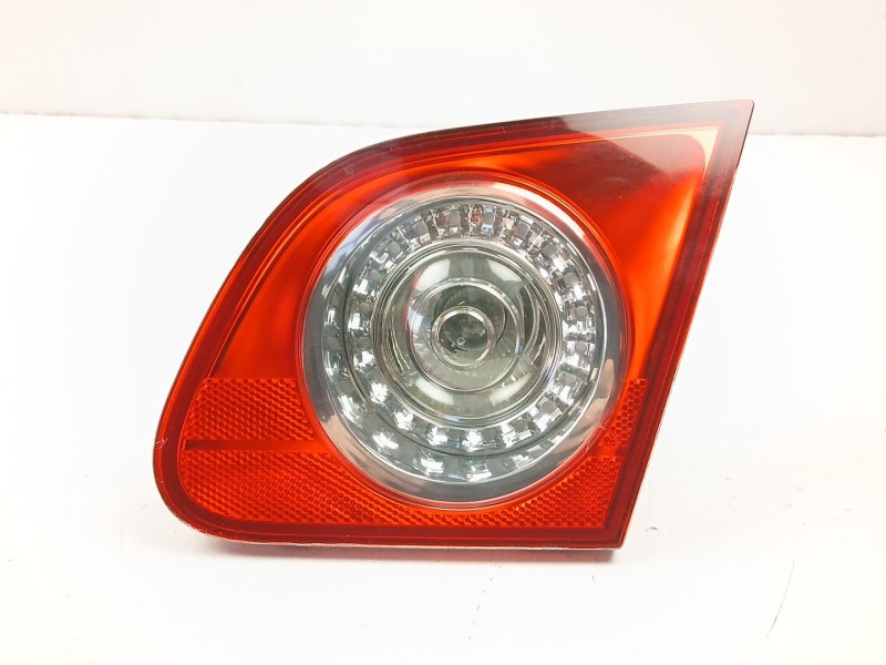 Recambio de piloto porton derecho para volkswagen passat b6 (3c2) 2.0 fsi referencia OEM IAM 3C5945076E  