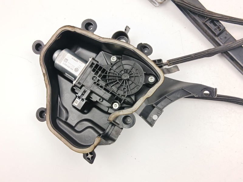 Recambio de elevalunas delantero derecho para seat ibiza iv (6j5, 6p1) 1.6 tdi referencia OEM IAM 6J4837402A  6R0959802C