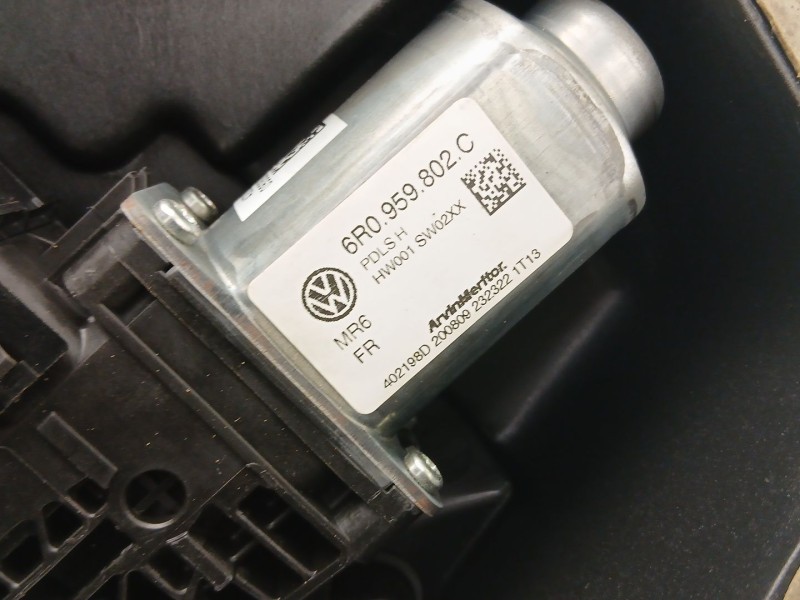 Recambio de elevalunas delantero derecho para seat ibiza iv (6j5, 6p1) 1.6 tdi referencia OEM IAM 6J4837402A  6R0959802C