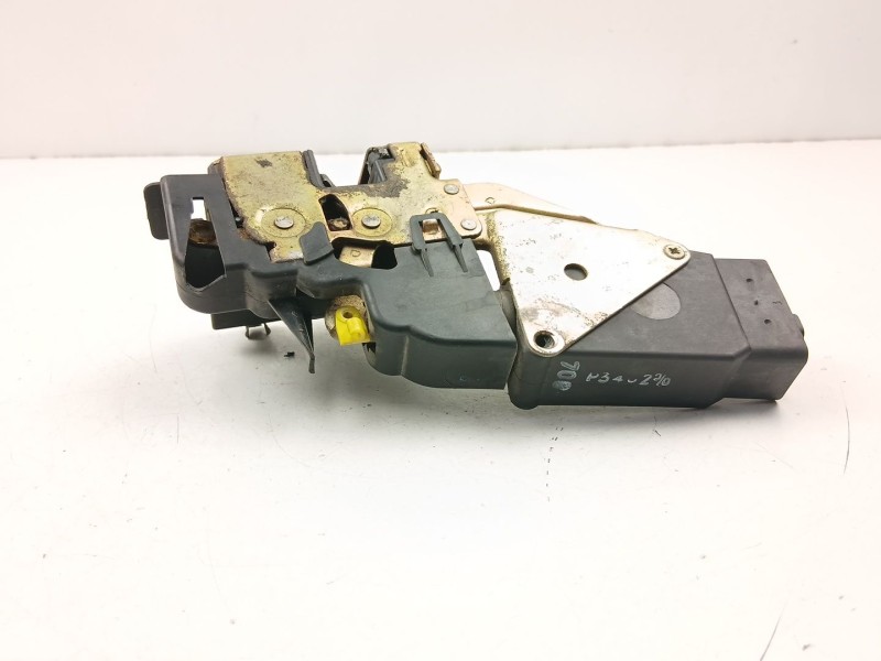 Recambio de cerradura puerta delantera derecha para volvo s40 i (644) 1.8 referencia OEM IAM 30850808  