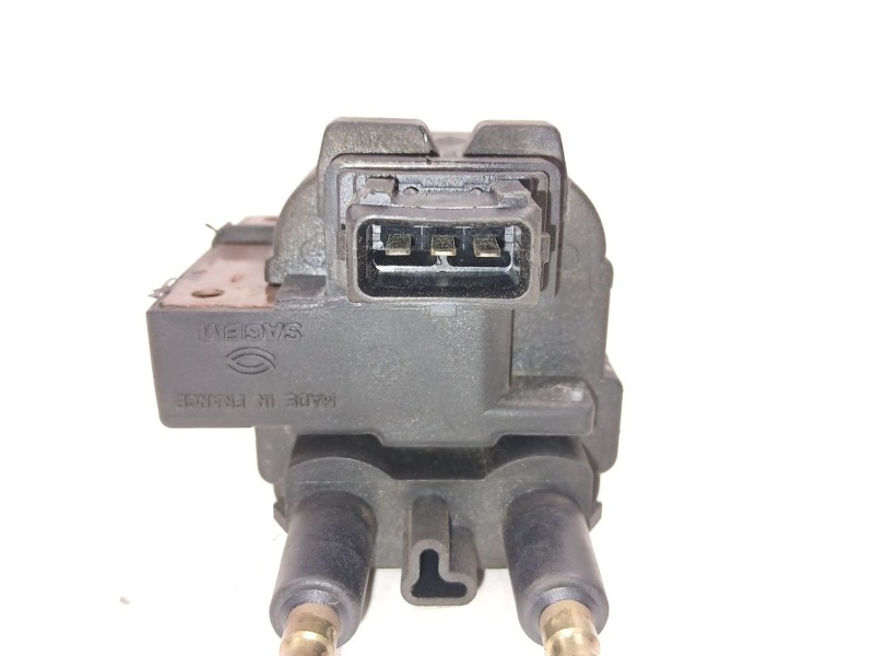 Recambio de bobina para volvo s40 i (644) 1.8 referencia OEM IAM 7700850999 2526051A 