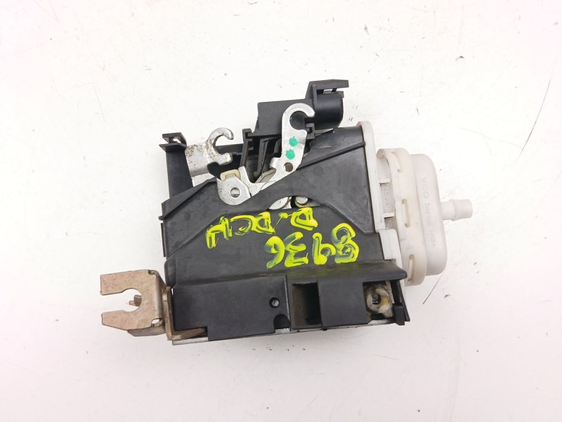 Recambio de cerradura puerta delantera derecha para audi a4 b5 (8d2) 2.6 quattro referencia OEM IAM 8D1837016A  