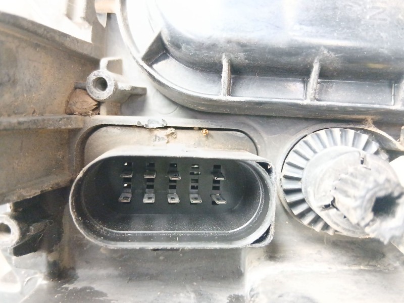 Recambio de faro derecho para seat ibiza iv (6j5, 6p1) 1.6 tdi referencia OEM IAM 6J1941006D 89319111 