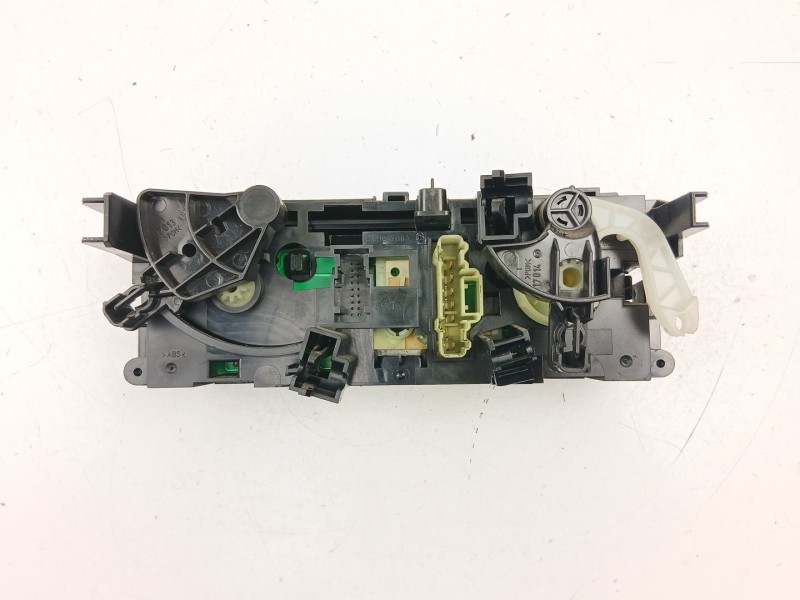 Recambio de mandos calefaccion aire para peugeot 207 1.4 g referencia OEM IAM 6451TK 69910002 