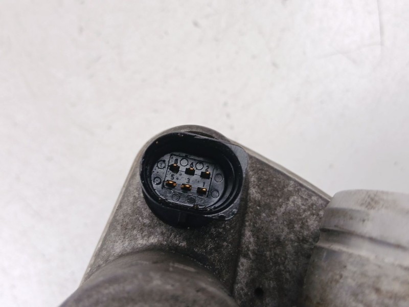 Recambio de caja mariposa para volkswagen passat b6 (3c2) 2.0 fsi referencia OEM IAM 06F133062 408238327003 