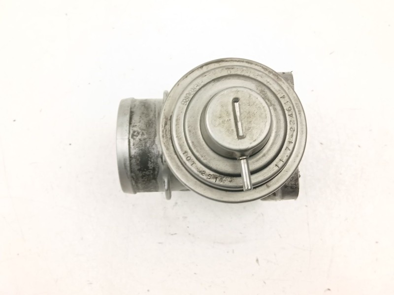 Recambio de valvula egr para bmw 5 (e39) 525 tds referencia OEM IAM 11712246145 72192010 