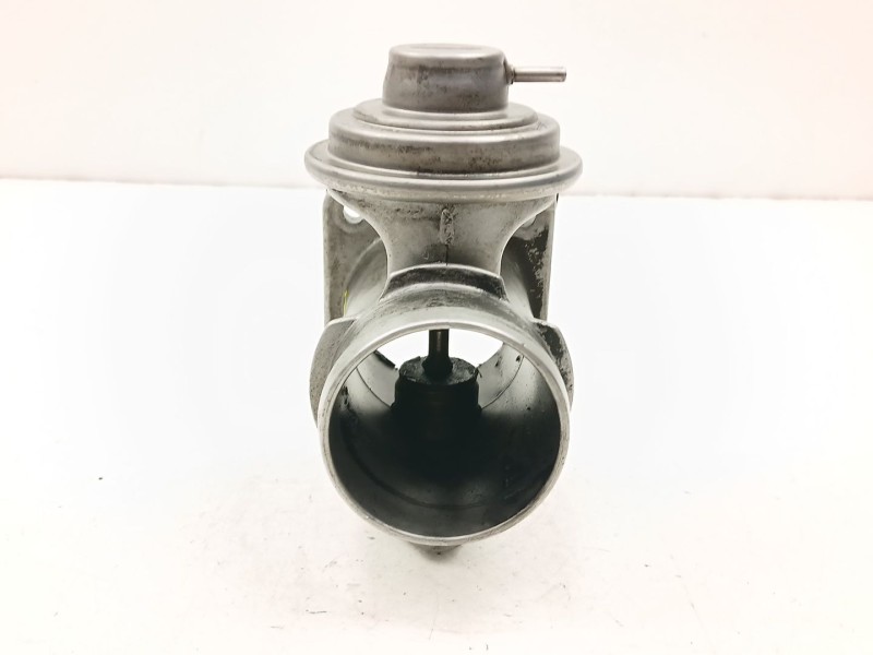 Recambio de valvula egr para bmw 5 (e39) 525 tds referencia OEM IAM 11712246145 72192010 