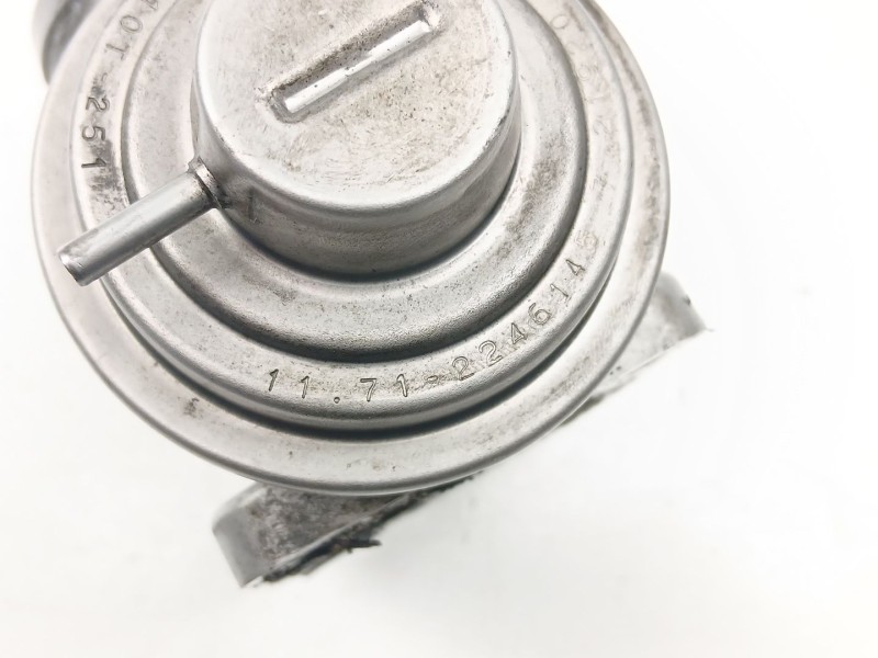 Recambio de valvula egr para bmw 5 (e39) 525 tds referencia OEM IAM 11712246145 72192010 