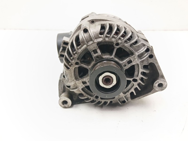 Recambio de alternador para bmw 5 (e39) 525 tds referencia OEM IAM 12312246573  