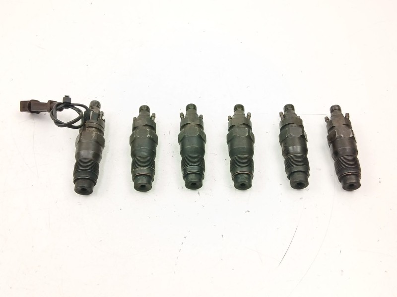 Recambio de inyectores juego para bmw 5 (e39) 525 tds referencia OEM IAM 13532245811 13512245810 KCA21S91