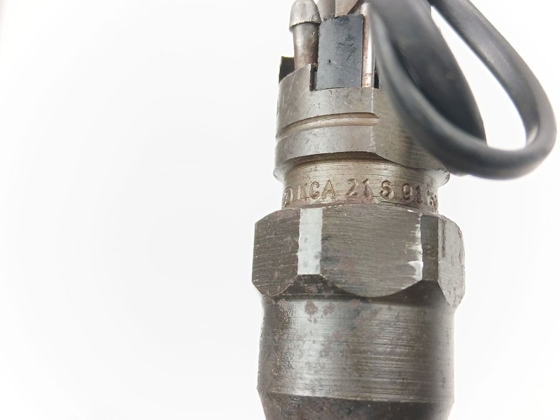 Recambio de inyectores juego para bmw 5 (e39) 525 tds referencia OEM IAM 13532245811 13512245810 KCA21S91