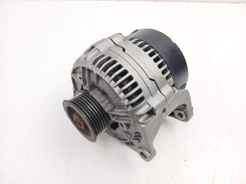 Recambio de alternador para audi a4 b5 avant (8d5) 2.5 tdi referencia OEM IAM 059903015 0986044530 