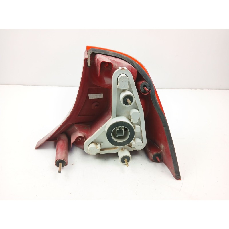 Recambio de piloto trasero izquierdo para ford focus i sedán (dfw) 1.6 16v referencia OEM IAM 1M5113405BB  