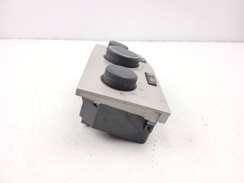 Recambio de mandos calefaccion aire para opel astra h (a04) 1.7 cdti (l48) referencia OEM IAM 13247811  