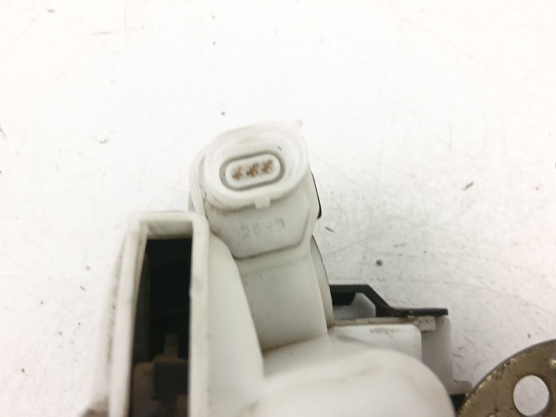 Recambio de cerradura puerta delantera izquierda para seat ibiza ii (6k1) 1.4 i referencia OEM IAM 6K4837015D  