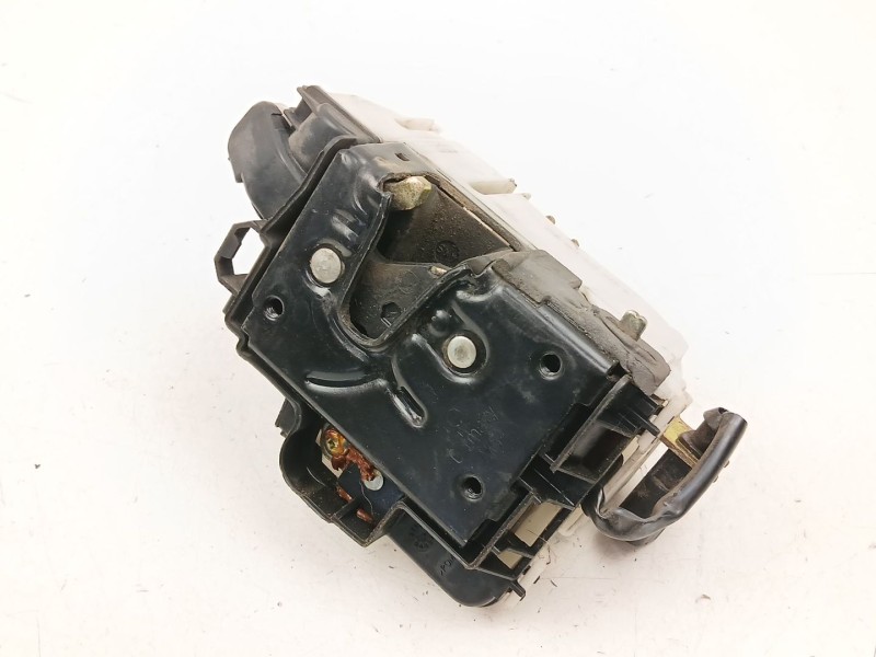 Recambio de cerradura puerta trasera izquierda para seat ibiza ii (6k1) 1.4 i referencia OEM IAM 6K4839015G  