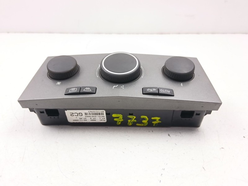 Recambio de mandos calefaccion aire para opel astra h berlina 1.6 16v referencia OEM IAM 13122963  
