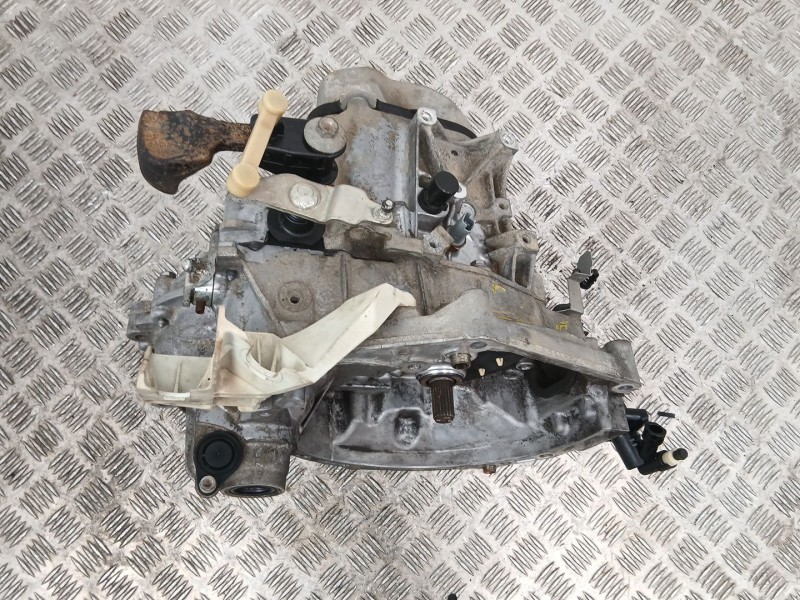 Recambio de caja cambios 5v gasolina para peugeot 207 1.4 g referencia OEM IAM 20CQ65  