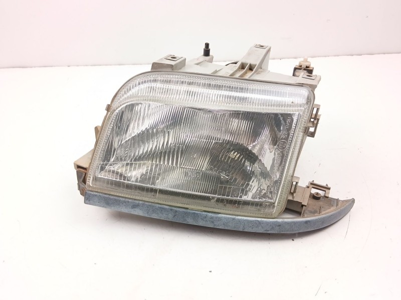 Recambio de faro izquierdo para renault clio i (b/c57_, 5/357_) 1.4 referencia OEM IAM 7700796425  