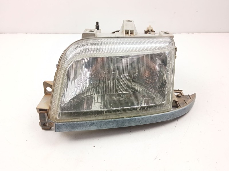 Recambio de faro izquierdo para renault clio i (b/c57_, 5/357_) 1.4 referencia OEM IAM 7700796425  