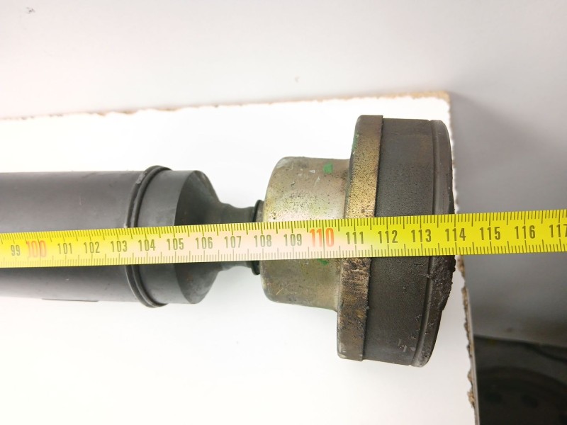 Recambio de transmision central trasera para audi a4 b5 (8d2) 2.6 quattro referencia OEM IAM 8D0521101  