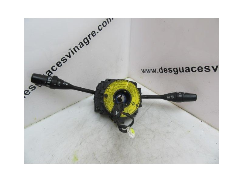 Recambio de mando luces y limpias : nissan almera : 2.0 d -cd20 (74,80cv) 5p [1999] para nissan almera 2.0 d -cd20 referencia OE