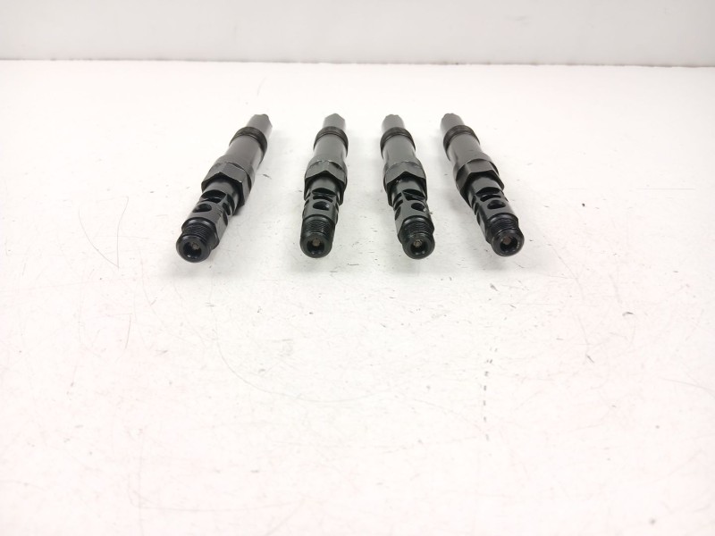 Recambio de inyectores juego para ford mondeo iii (b5y) 2.2 tdci referencia OEM IAM 6S7Q9K546AA  