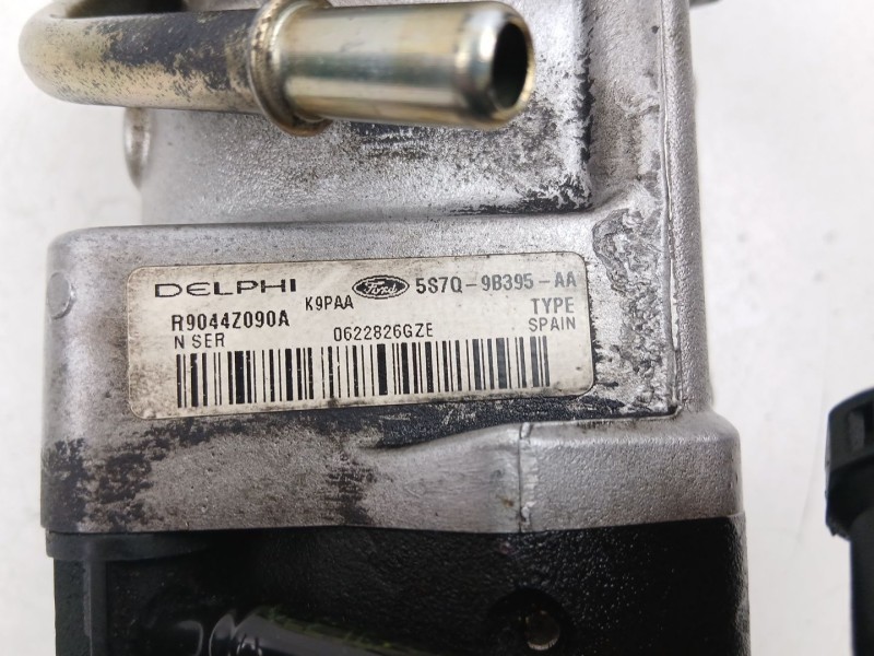 Recambio de bomba inyectora diesel para ford mondeo iii (b5y) 2.2 tdci referencia OEM IAM 5S7Q9B395AA  
