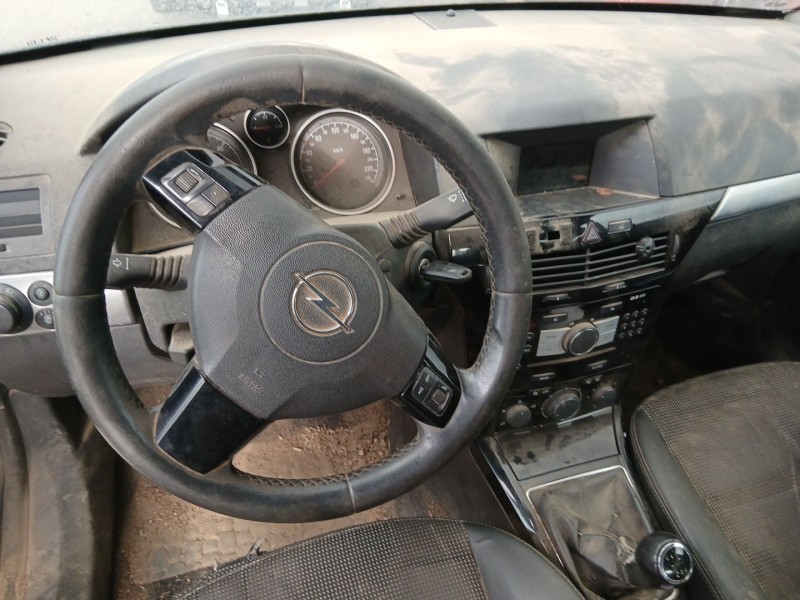 opel astra h (a04) del año 2007