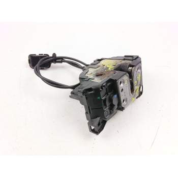 CERRADURA PUERTA TRASERA DERECHA 825020002R 