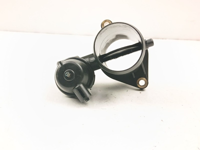 Recambio de caja mariposa para peugeot 307 sw (3h) 2.0 hdi 110 referencia OEM IAM 1628NT  