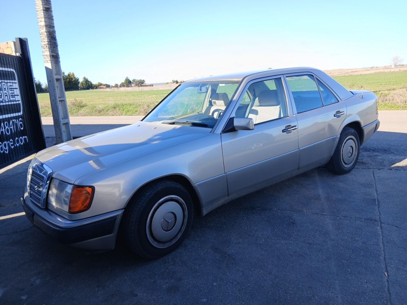 Recambio de carroceria para mercedes-benz 124 sedán (w124) 300 d (124.130) referencia OEM IAM   