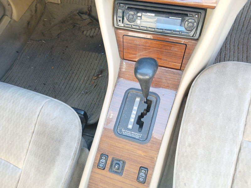 Recambio de carroceria para mercedes-benz 124 sedán (w124) 300 d (124.130) referencia OEM IAM   