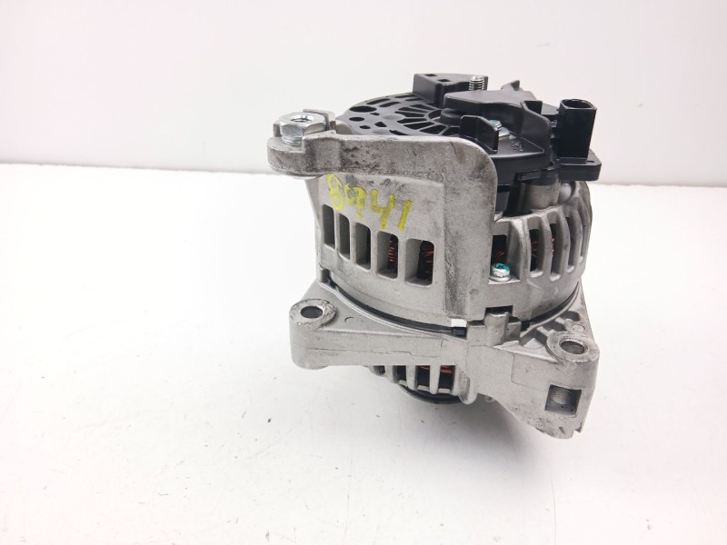 Recambio de alternador para bmw 3 (e46) 320 d referencia OEM IAM 12317797661  