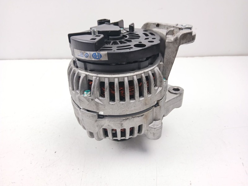 Recambio de alternador para bmw 3 (e46) 320 d referencia OEM IAM 12317797661  