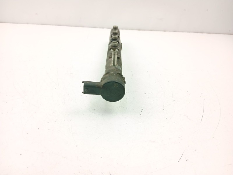 Recambio de rampa inyectora para opel antara cosmo 4x4 referencia OEM IAM 96440398 0445214106 