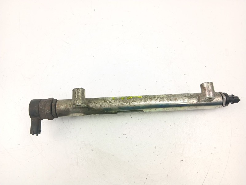 Recambio de rampa inyectora para opel antara cosmo 4x4 referencia OEM IAM 96440398 0445214106 