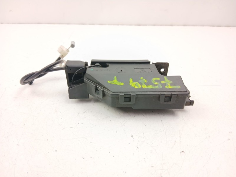 Recambio de cerradura maletero porton para bmw serie 3 berlina (e90) 320d referencia OEM IAM 7840617  