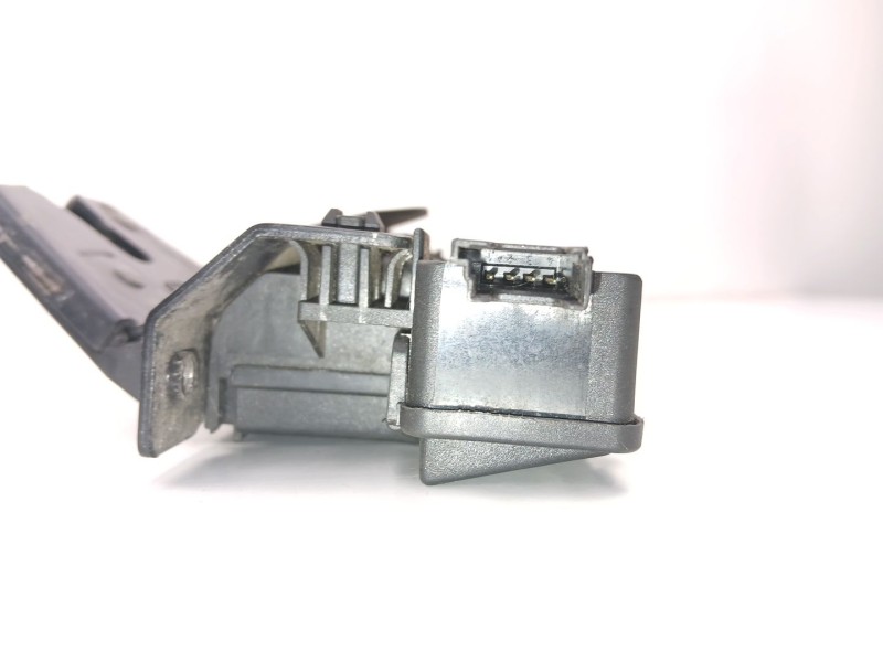 Recambio de cerradura maletero porton para bmw serie 3 berlina (e90) 320d referencia OEM IAM 7840617  