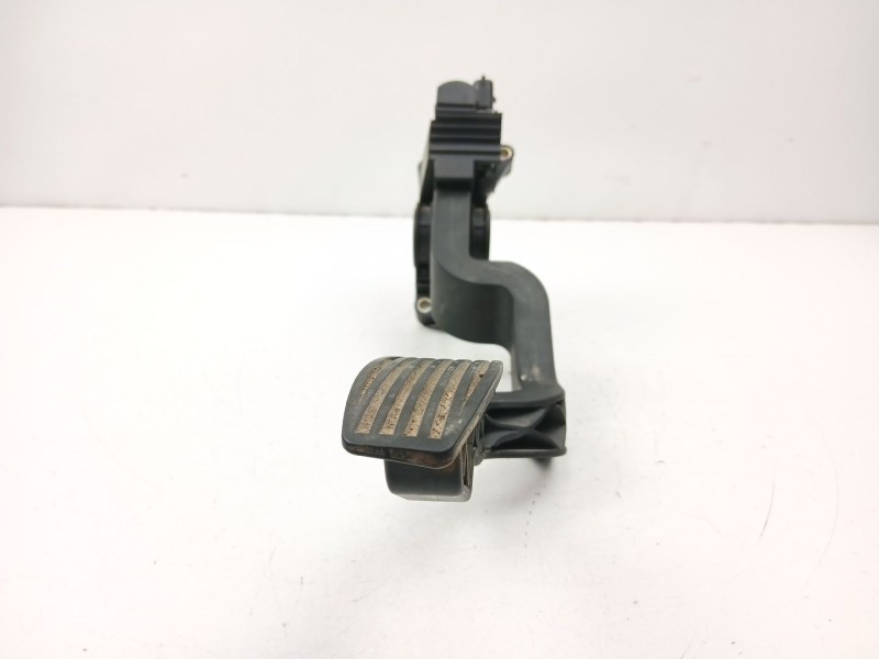 Recambio de potenciometro aceleracion para fiat stilo (192_) 1.9 jtd (192_xe1a) referencia OEM IAM 46779078 0280752227 