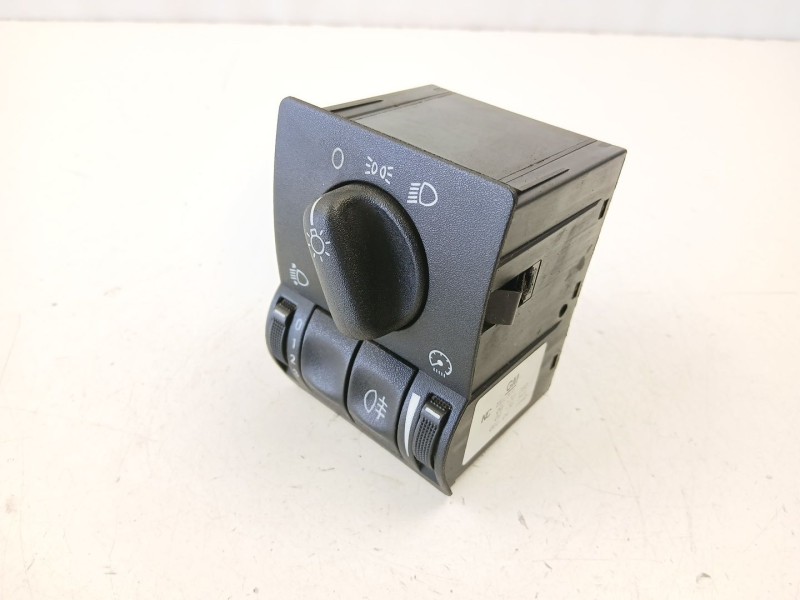 Recambio de mando luces para opel zafira 2.0 td d-y20dth referencia OEM IAM 9133250  9138348