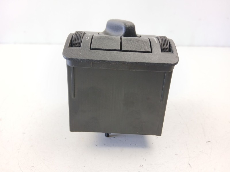 Recambio de mando luces para opel zafira 2.0 td d-y20dth referencia OEM IAM 9133250  9138348